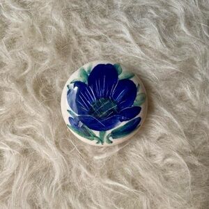 Vintage blue flower ceramic pin